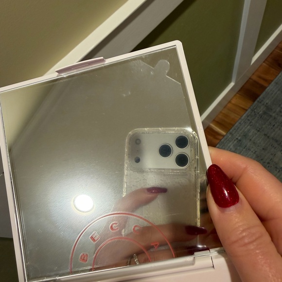 BECCA Blush Palette - Peach and Bronze - Picture 2 of 4